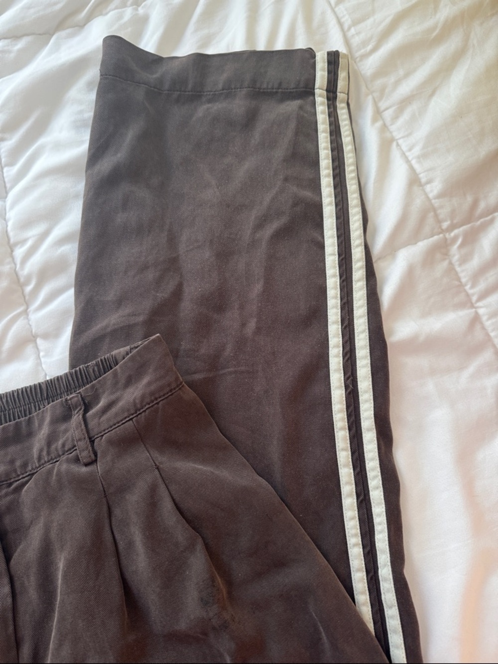 Donni Brown Twill Pleated Trouser Striped Track Pants - Picture 6 of 8